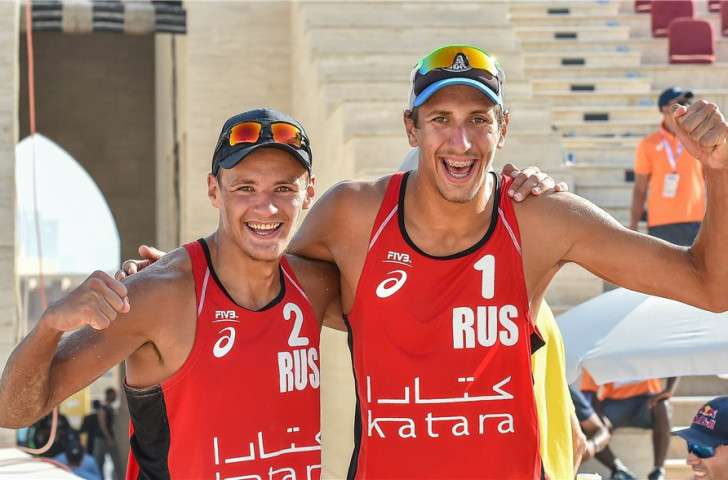 Oleg Stoyanovskiy and Igor Velichko of Russia have reached the final of the FIVB Beach World Tour event in Doha in what is only their second competition in partnership ©FIVB