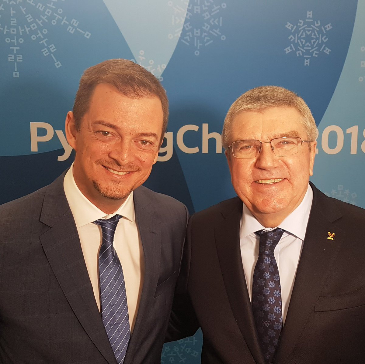 IPC President Andrew Parsons and IOC President Thomas Bach signed an agreement to continue their partnership until at least 2032 ©Craig Spence/Twitter