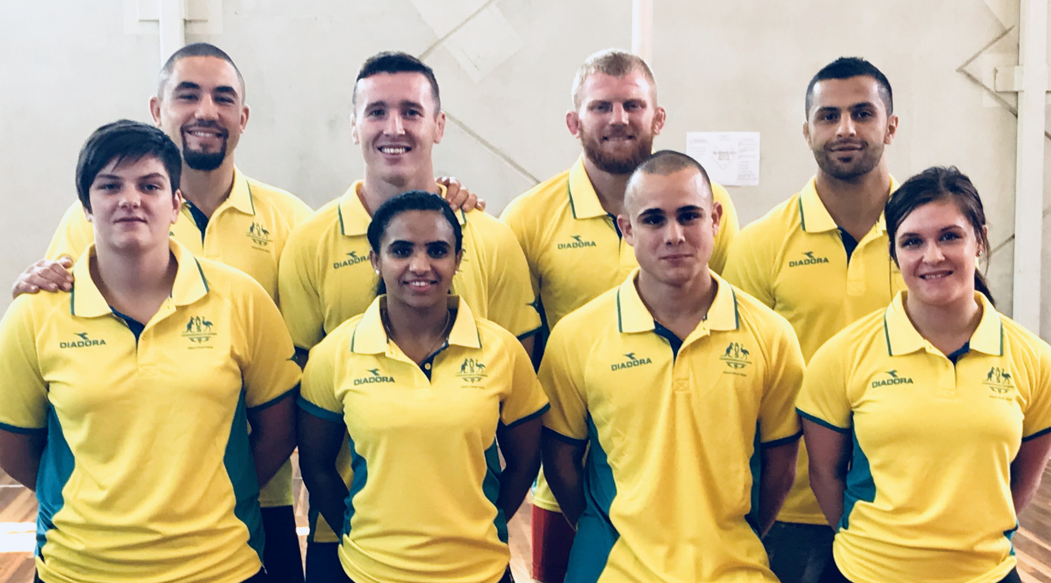 The Australian wrestling squad pose following their selection ©Gold Coast 2018