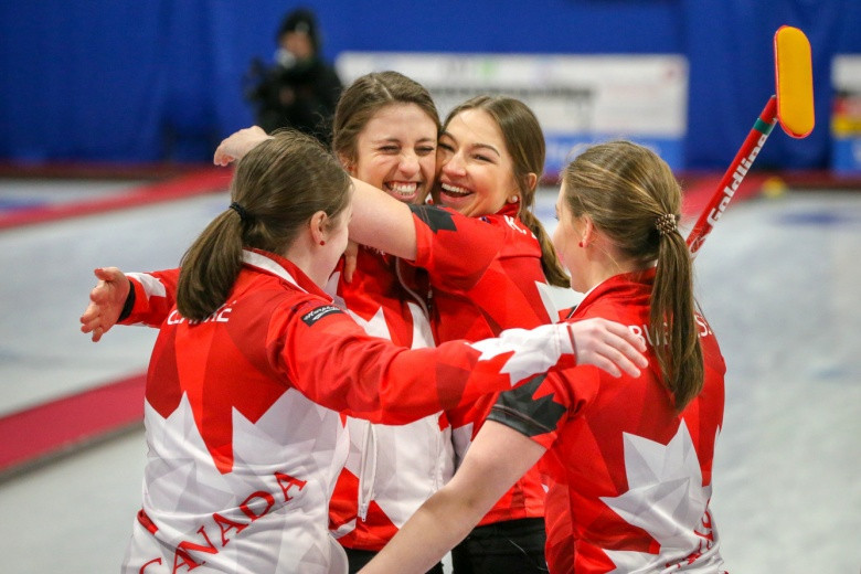 Canada beat defending champions Sweden in the women's final ©WCF