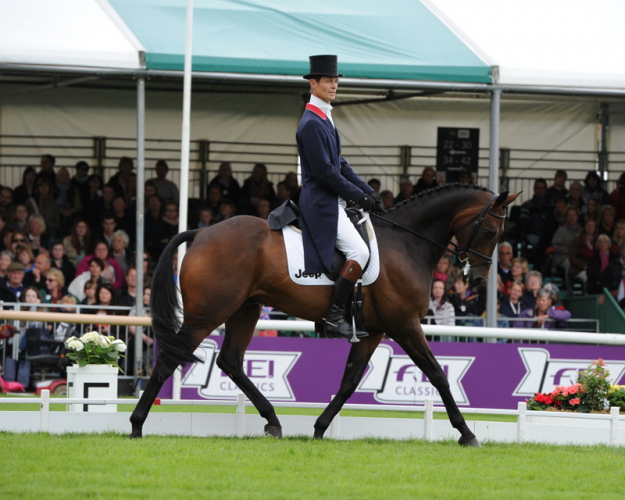 Home favourite Fox-Pitt ties for dressage lead with Germany's Jung at Burghley Horse Trials