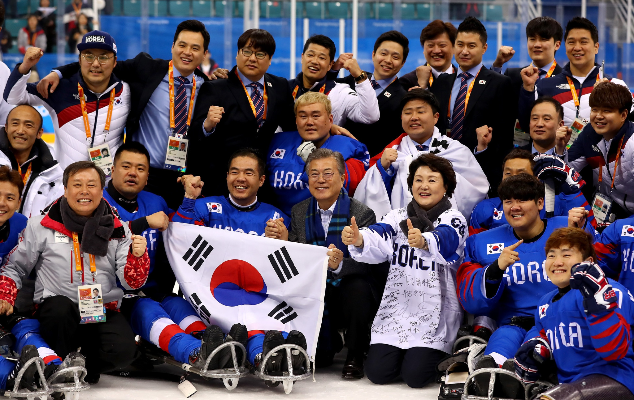 South Korean President Moon Jae-in joined in the celebrations after South Korea overcame Italy 1-0 in the ice hockey tournament's bronze medal game ©Getty Images