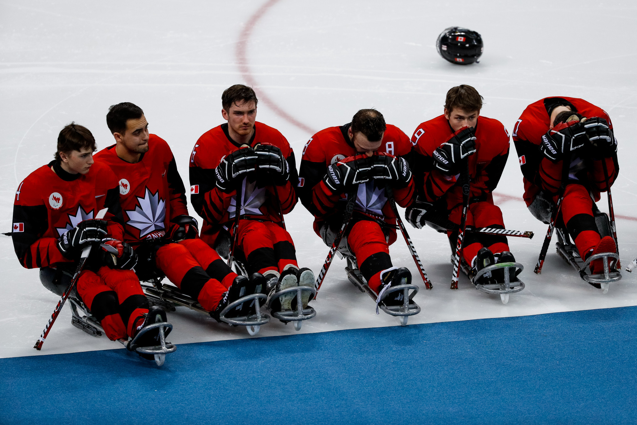 Canada display their emotions after their dramatic loss to the United States in the Para-ice hockey final ©Getty Images