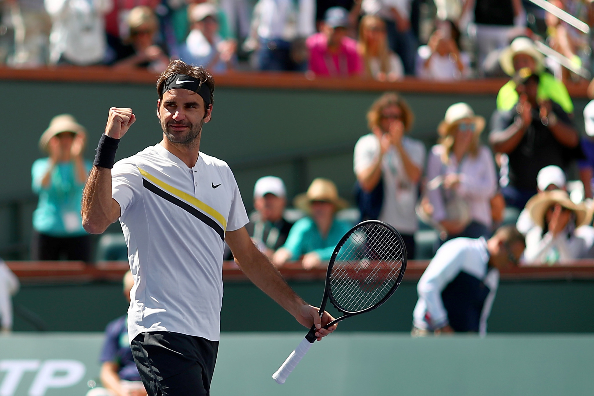 Federer confirms best-ever start to the season to reach Indian Wells final