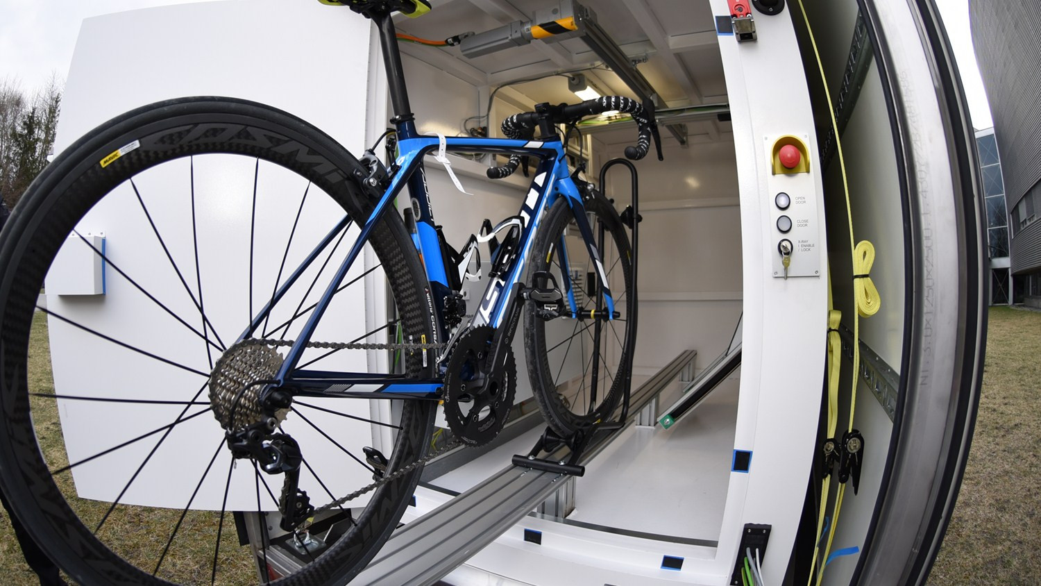 The UCI have unveiled a mobile x-ray machine which will be used to detect motors ©UCI