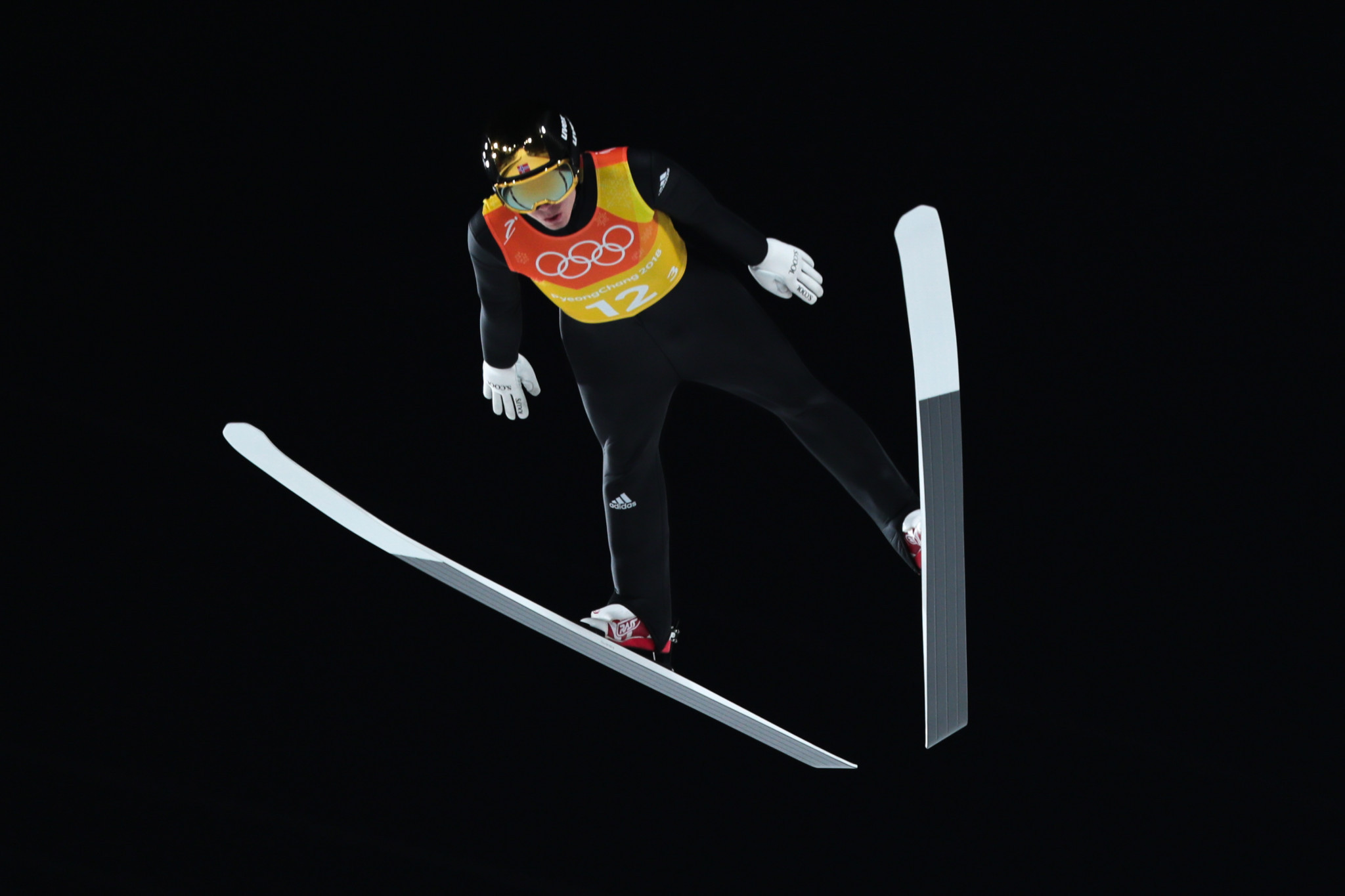 Forfang leads qualifying at Ski Jumping World Cup Finals in Planica
