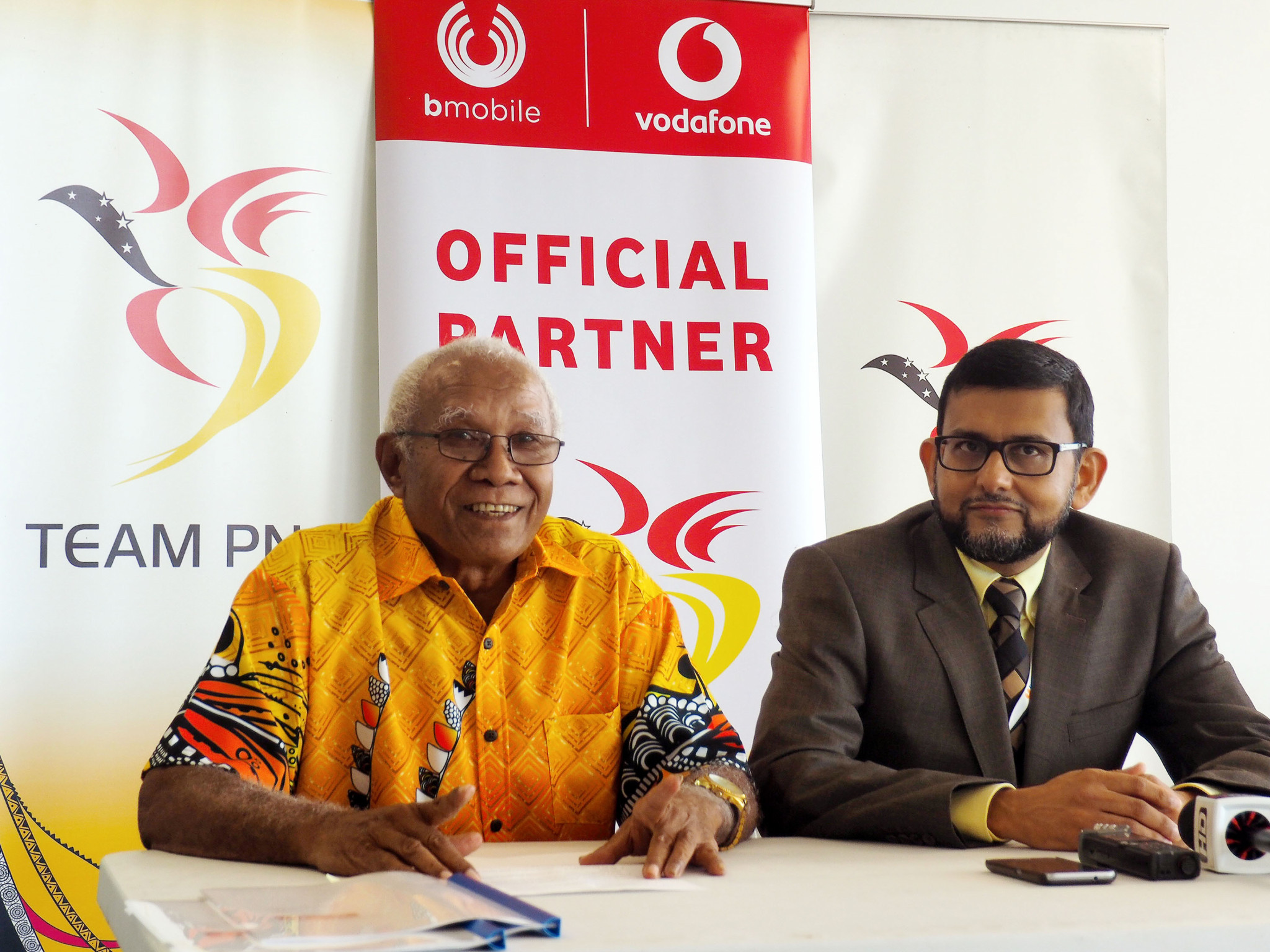 The Papua New Guinea Olympic Committee has penned a deal with Bmobile-Vodafone ©PNGOC
