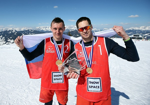 Russia's Ruslan Daianov and Taras Myskiv were crowned European Snow Volleyball champions ©CEV