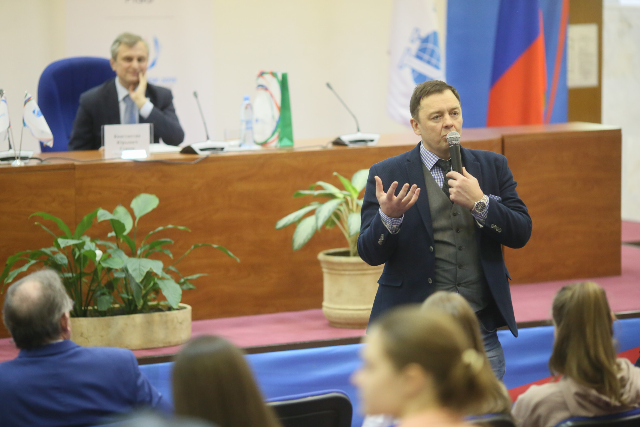 Actor and television presenter Sergey Netievskiy, the ambassador of Krasnoyarsk 2019, attended the event ©Krasnoyarsk 2019