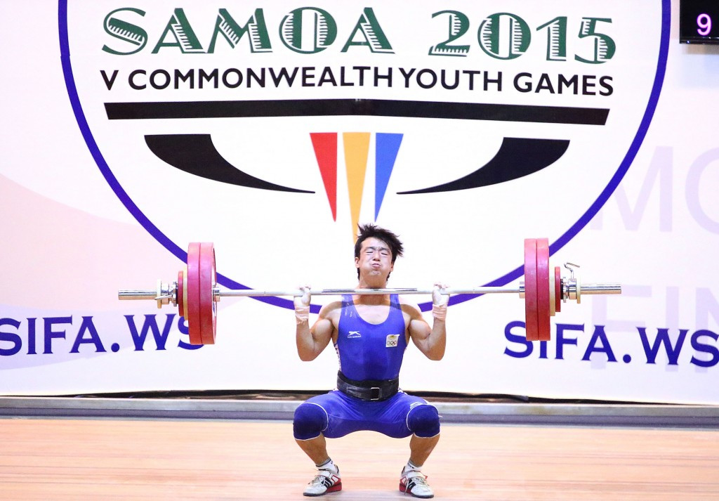 India's Jamjang Deru produced a commanding display to win gold in the boy's 56kg category