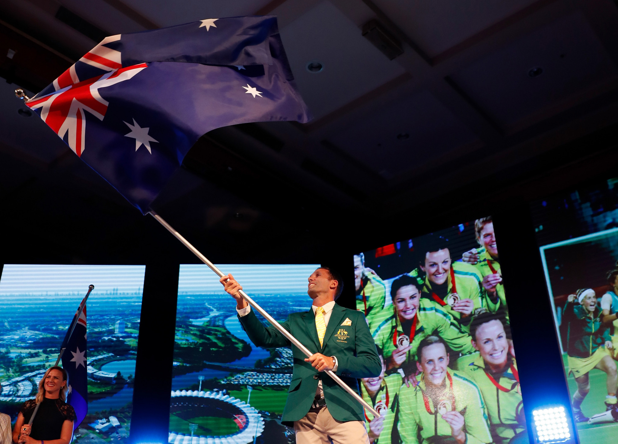 Hockey captain Mark Knowles has been unveiled as the flagbearer for the Australian team ©Getty Images
