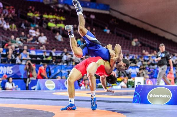 2015 Wrestling World Championships: Day one of competition