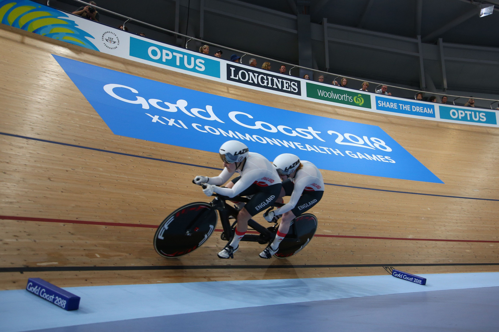 Sophie Thornill and Helen Scott produced a world record ride to defend their tandem 1km time trial title ©Getty Images