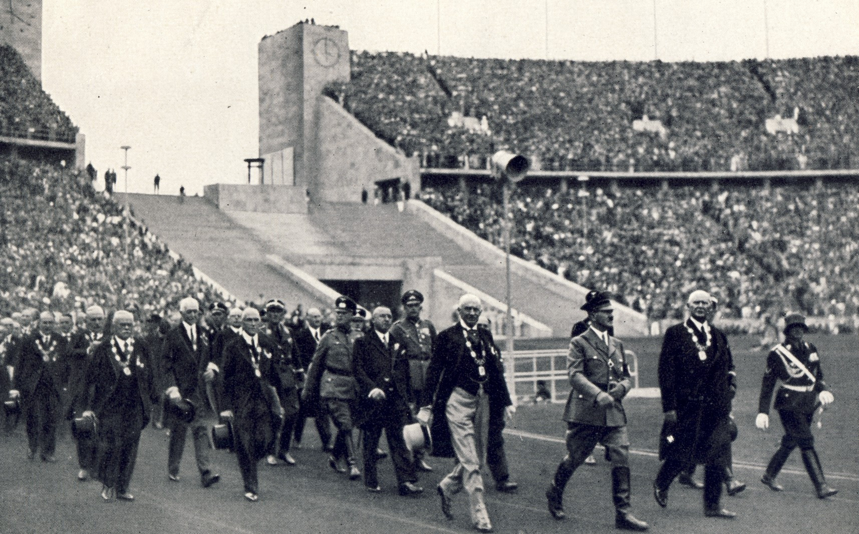 Hitler arrives at the 1936 Olympic Stadium ©Olympia