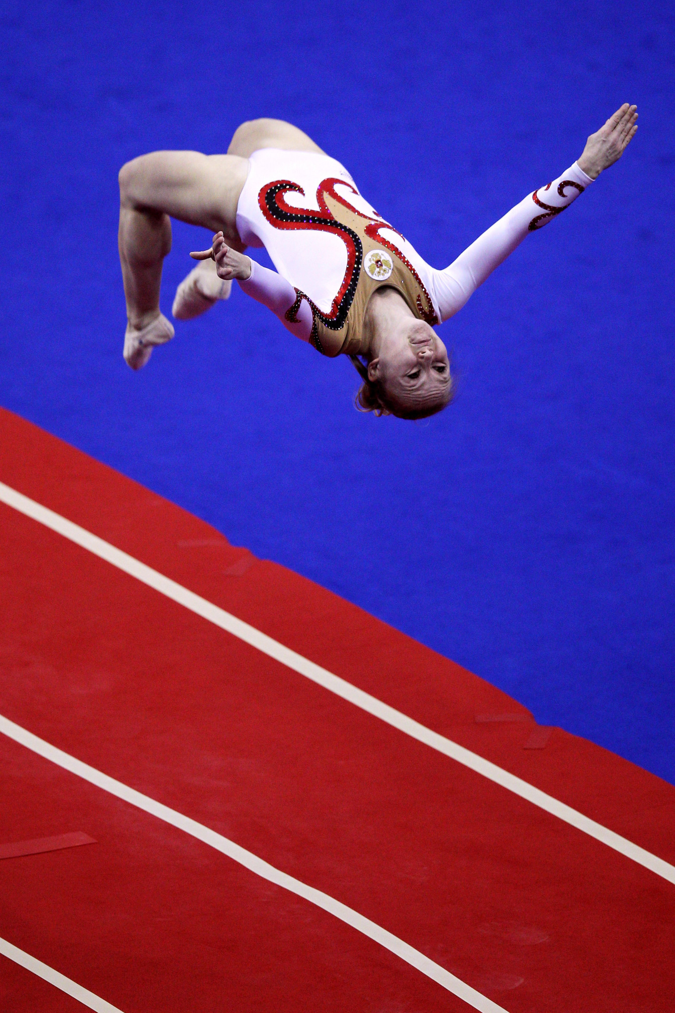 Anna Korobeynikova, who took her first world tumbling title with the Russian team back in 1998, will aim to defend her European title in Baku this weekend ©Getty Images