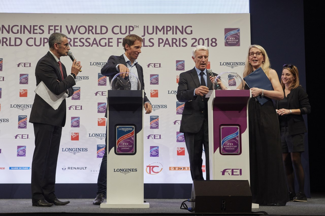 Sweden’s Henrik von Eckermann, centre left, and French rider Roger Yves Bost, centre right,  pictured at tonight’s draw at Paris City Hall for starting order of the Longines FEI World Cup Jumping Final ©FEI