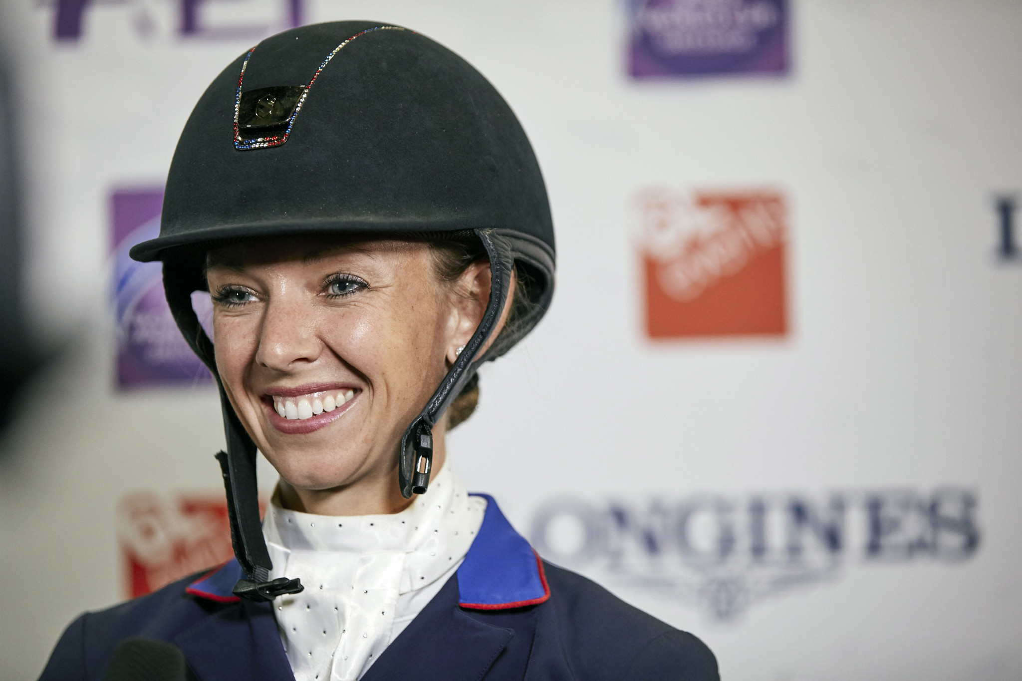 Laura Graves of the United States won her opening competition in the FEI World Dressage Final in Paris FEI