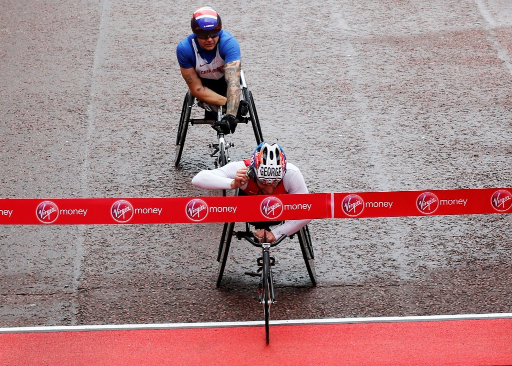 American Joshua George pipped David Weir to the men's T53/54 London Marathon title ©Getty Images