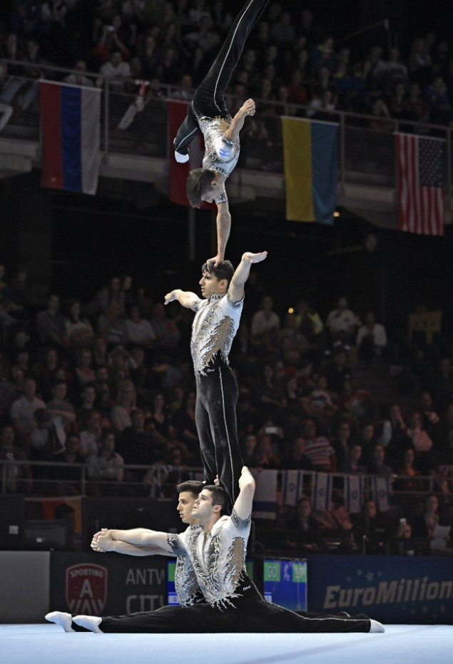 Israel beat favourites China to win the men's group title at the FIG Acrobatic Gymnastics World Championships in Antwerp ©FIG
