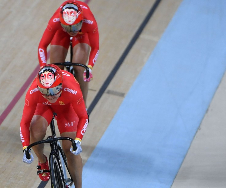 The team sprint is currently a two-woman event but could become three ©Getty Images