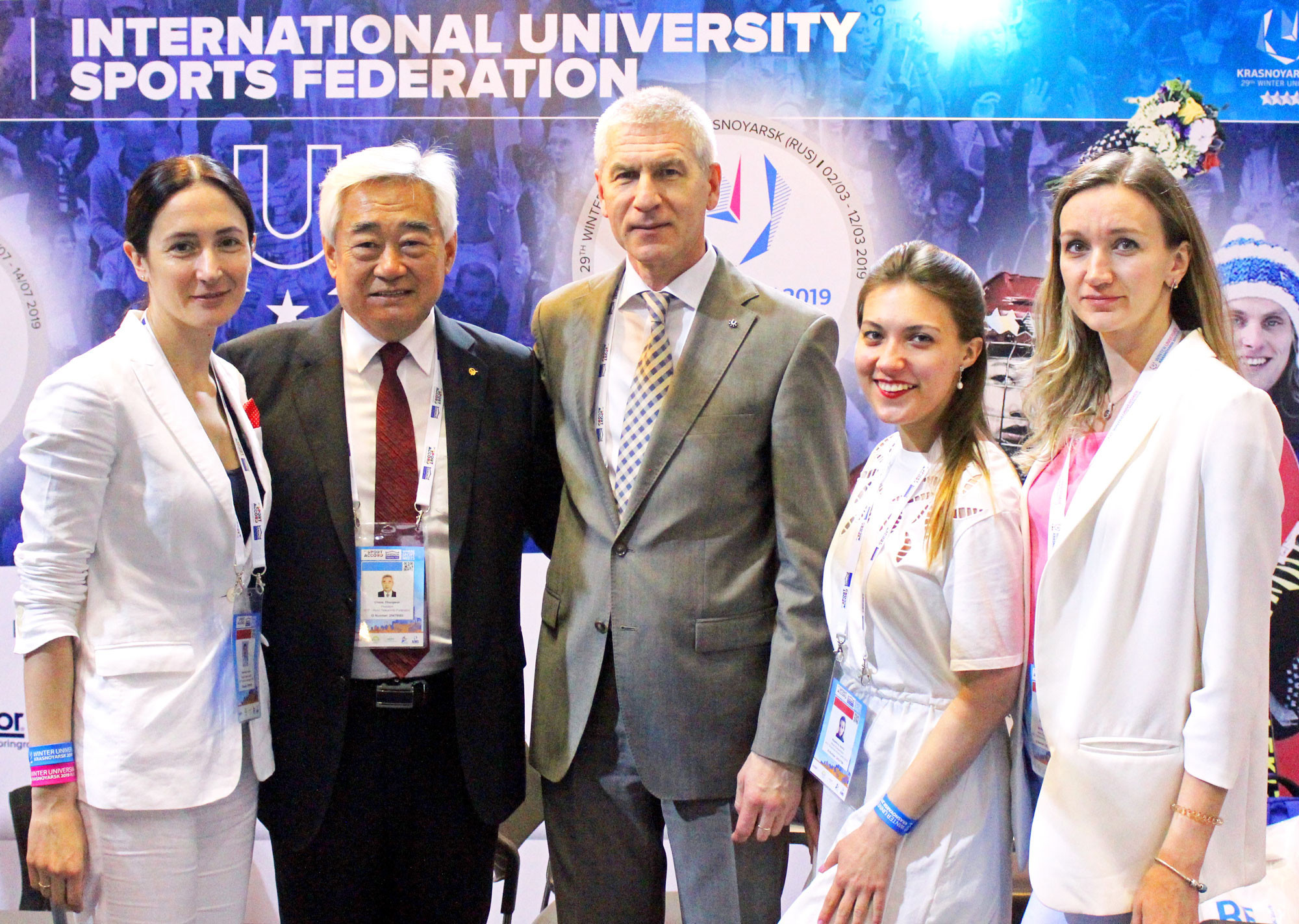FISU President Oleg Matytsin, third right, met with World Taekwondo counterpart Chungwon Choue, second left, among others, at SportAccord Summit in Bangkok ©FISU