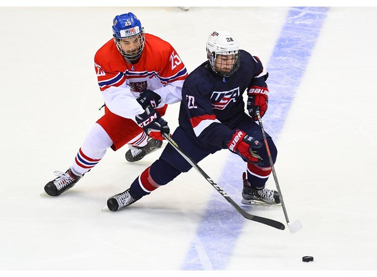 The United States beat the Czech Republic 4-1 to reach the IIHF World Under 18 Championship final in Chelyabinsk ©IIHF
