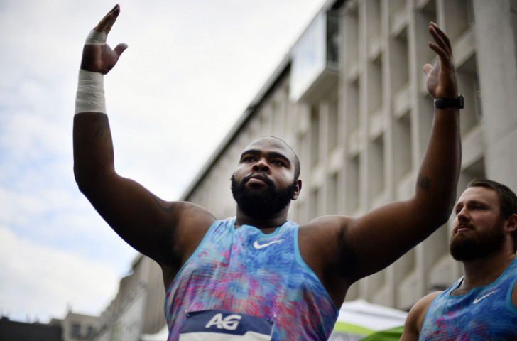 American shot putter Darrell Hill acclaims a shock victory at last year'sIAAF Diamond League meeting in the Brussels at the venue in the city's Place de la Monnaie ©Getty Images  