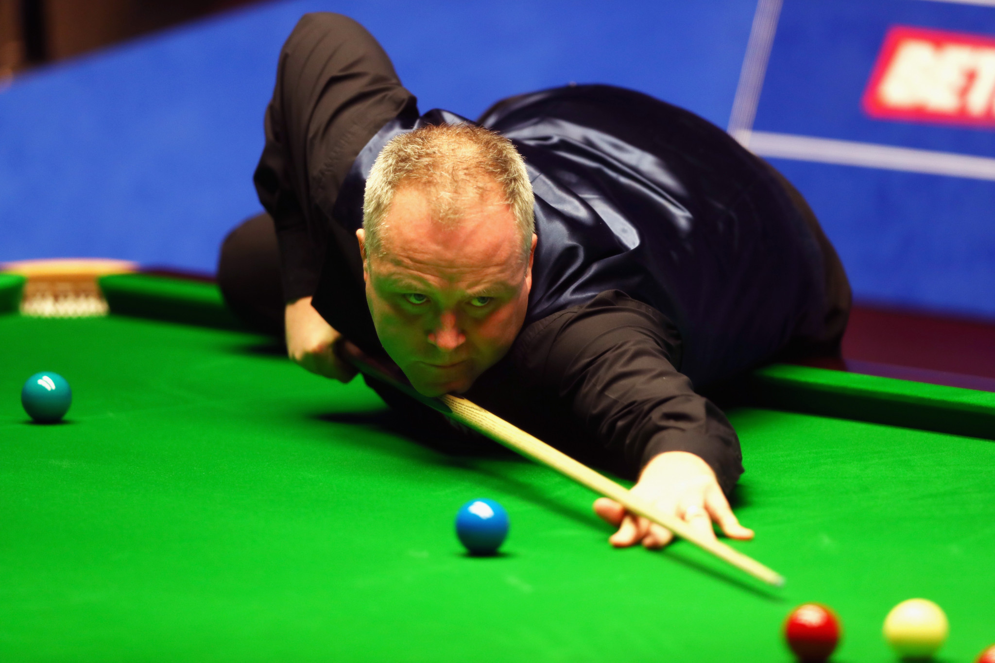 Four-time winner John Higgins has booked his place in the quarter-finals of the World Snooker Championships ©Getty Images