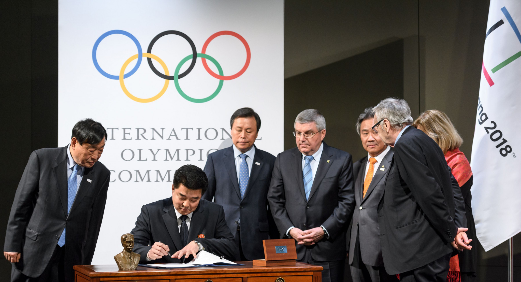 Thomas Bach, fourth left, pictured with representatives from North and South Korea signing their Olympic participation deal for Pyeongchang 2018 in Lausanne in January ©Getty Images