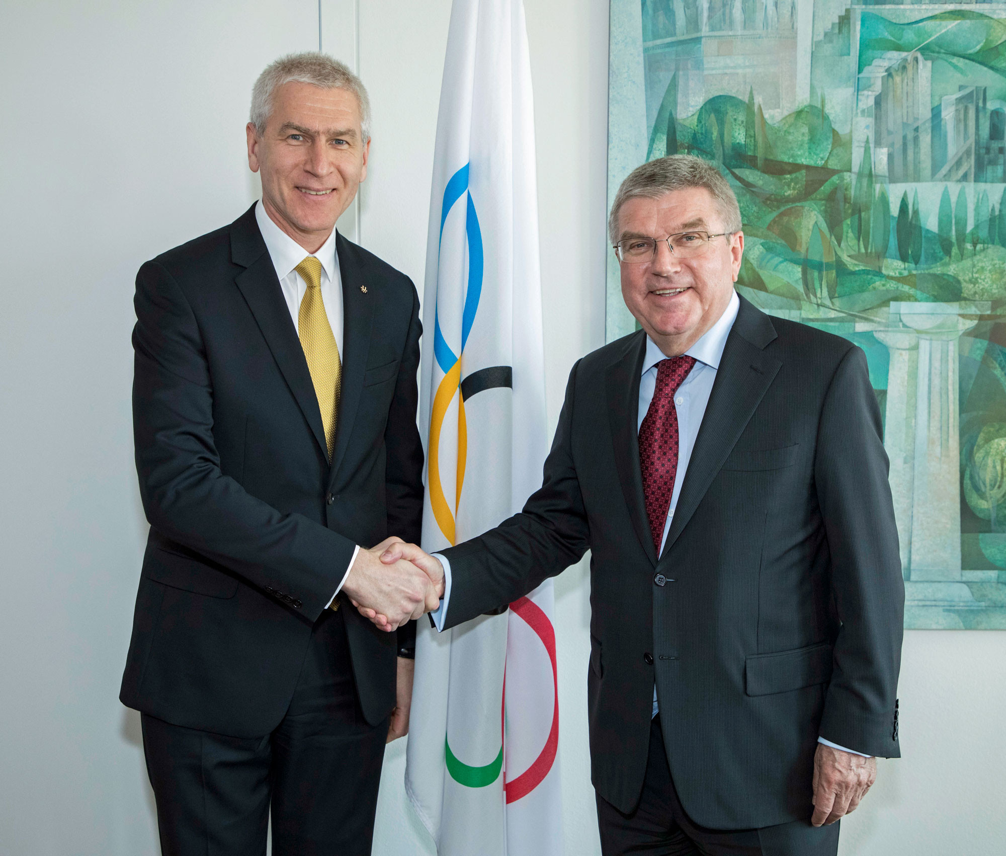 FISU and IOC Presidents discuss career development for athletes during Lausanne meeting