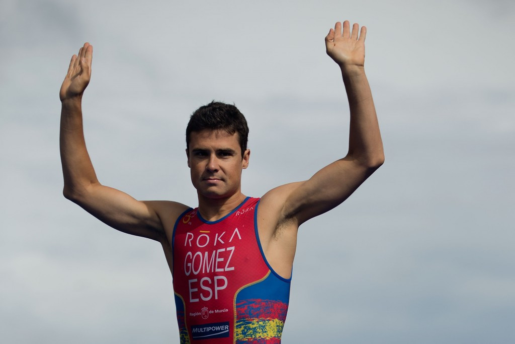 Javier Gomez's second place finish sees him move to the top to the WTS standings