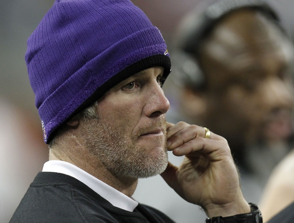 Brett Favre expressed his view that rugby could work with the NFL to help its development in the United States