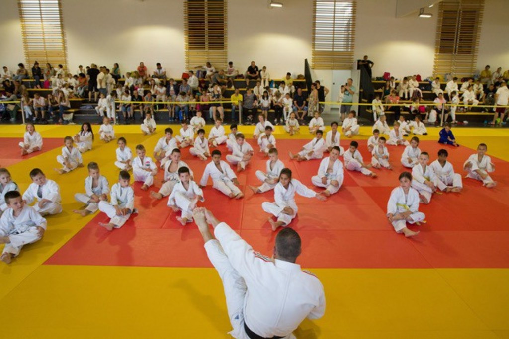 The event was aimed at helping children from underprivileged backgrounds ©IJF