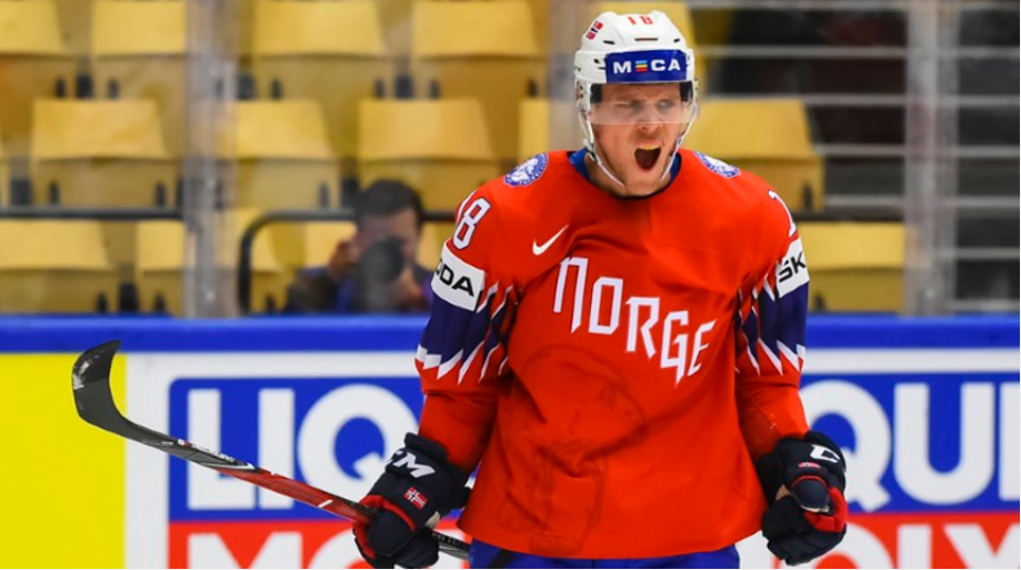 Tobias Lindstrom got his name on the scoresheet as Norway beat South Korea 3-0 in Group B ©Matt Zambonin/HHOF-IIHF Images
