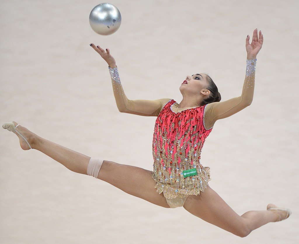 Margarita Mamun looked on course to claim gold before a mistake with the ball meant she was forced to settle for silver 