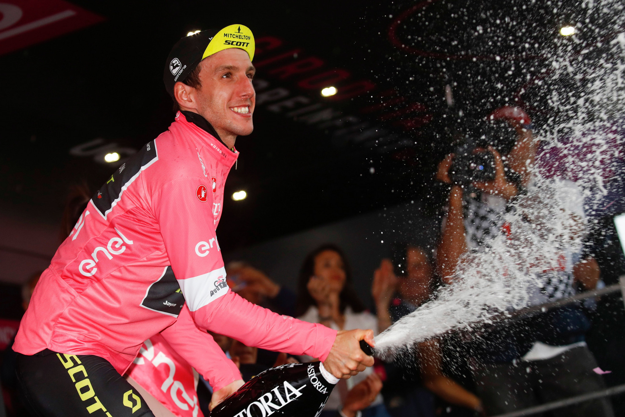 Simon Yates remains the overall race leader ©Getty Images