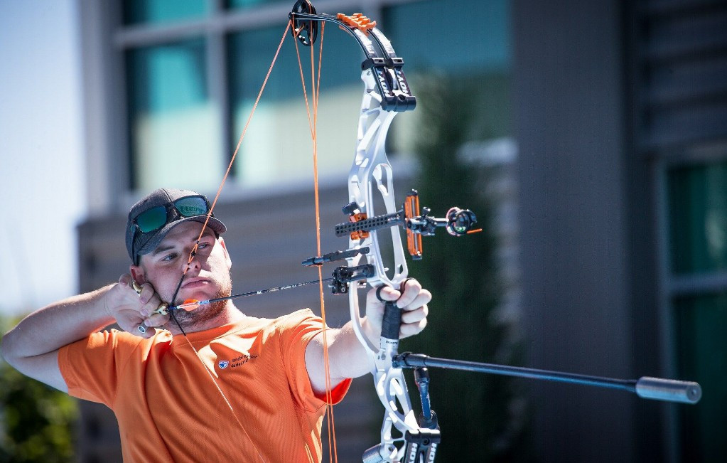 Schloesser and Bostan clinch individual compound titles at Archery World Cup