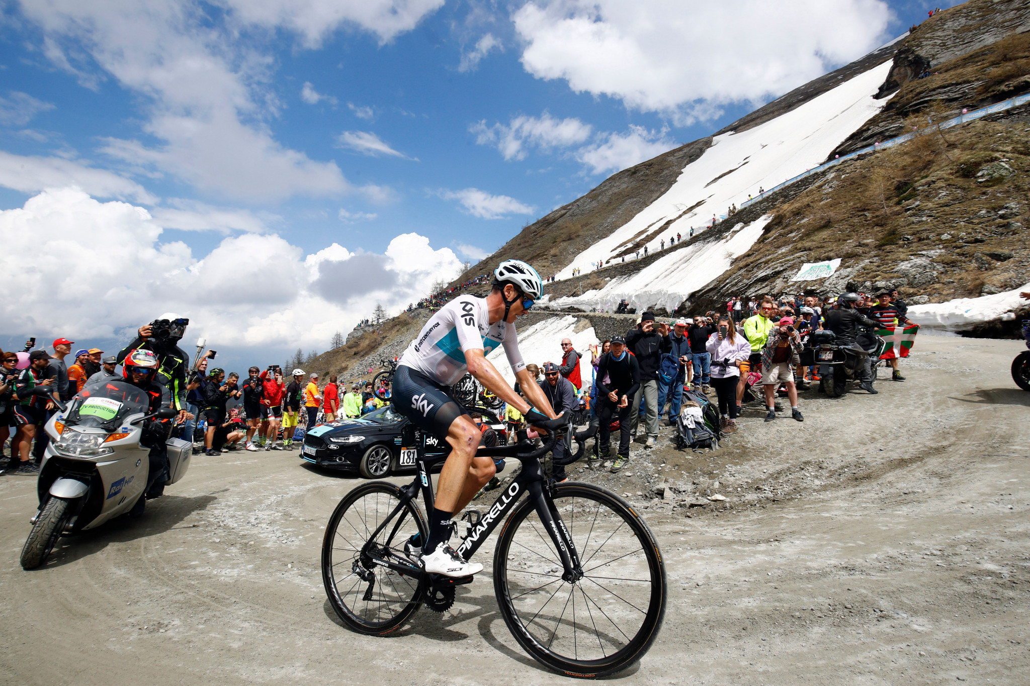 Chris Froome's performance during stage 19 of the Giro d'Italia has been met with a suspicious response ©Getty Images