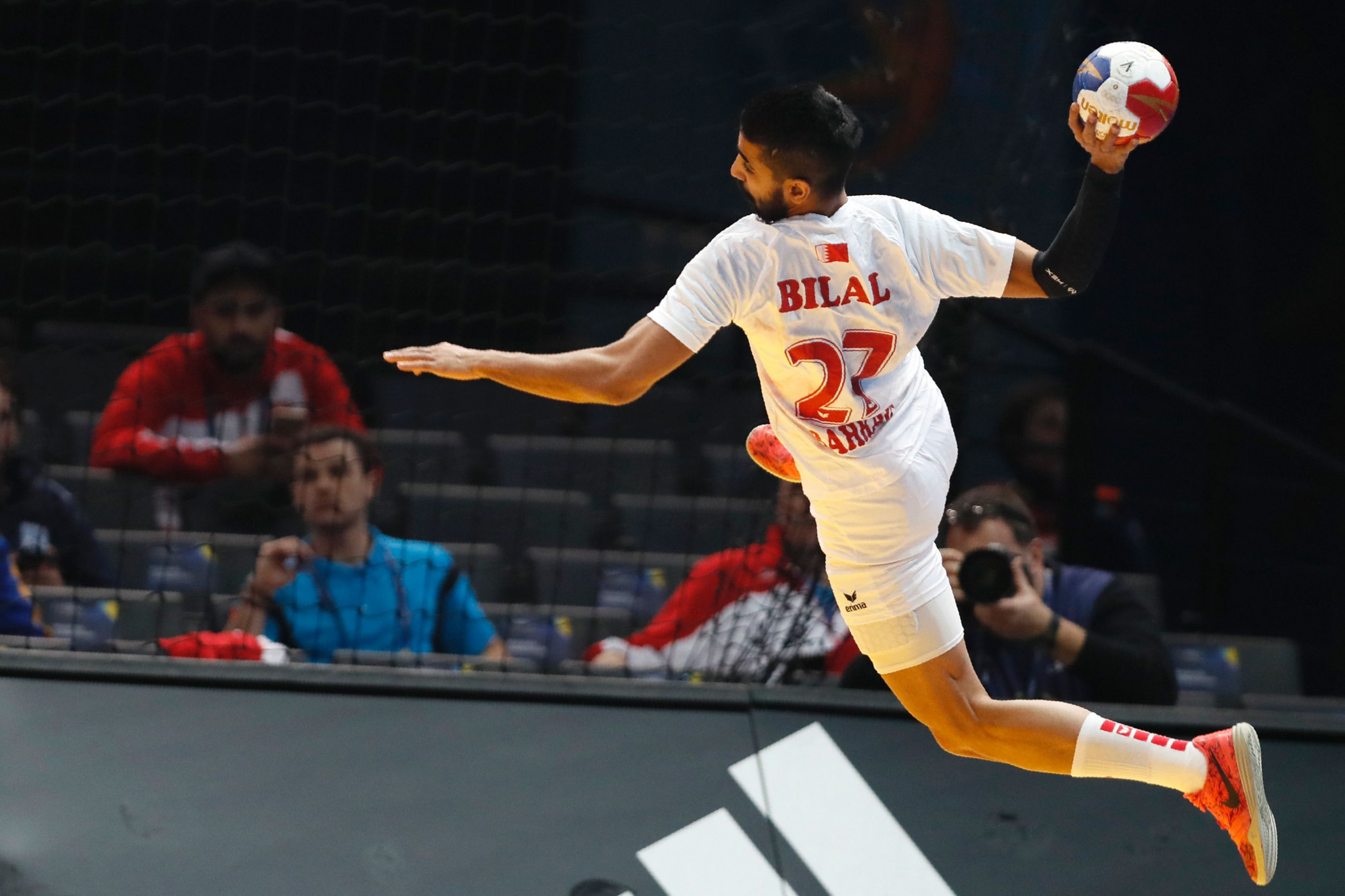 The Bahrain Handball Federation has suggested introducing a third standard colour ©Getty Images