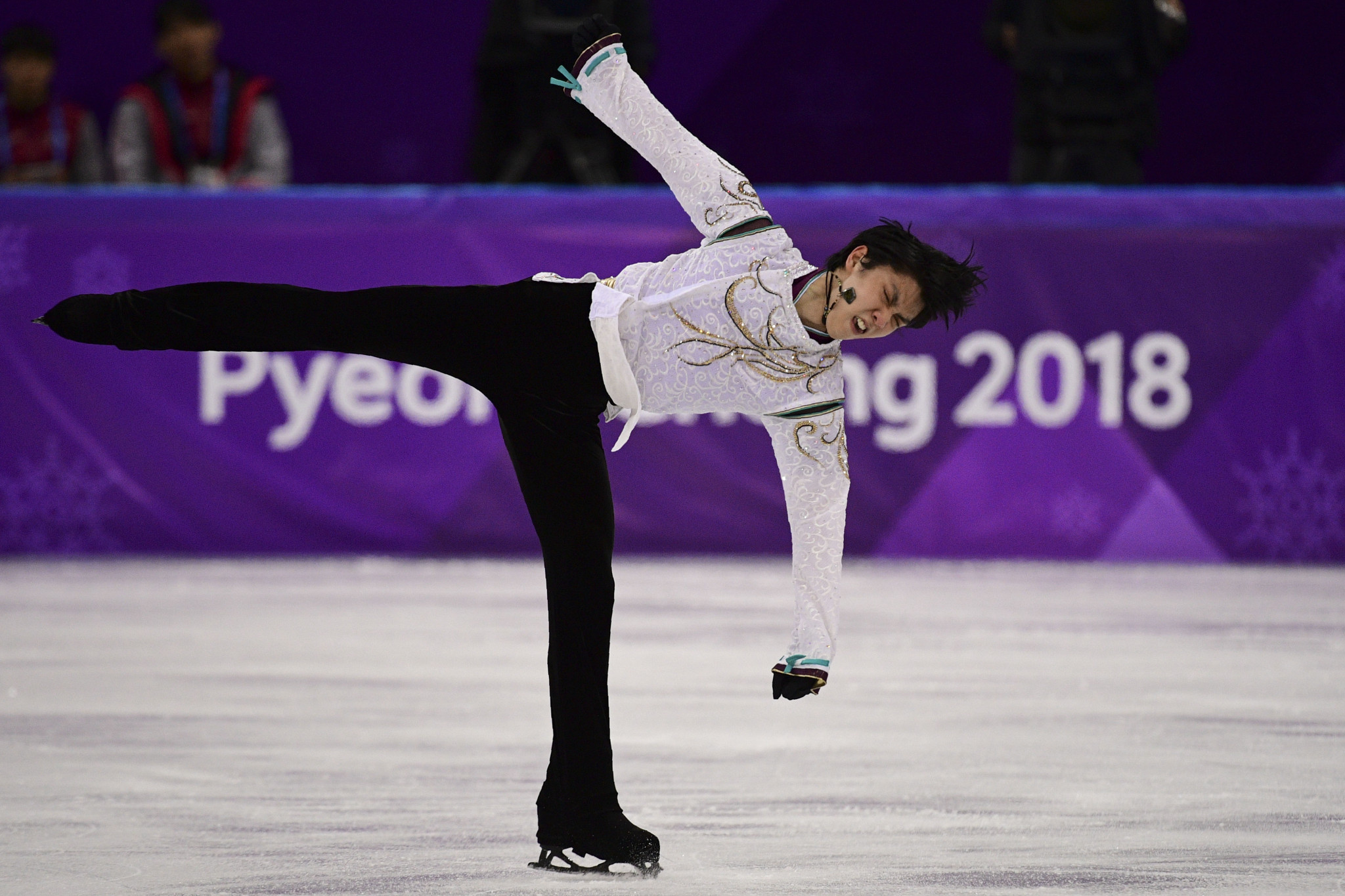 Japanese figure skater Yuzuru Hanyu is to receive his country's People's Honour Award ©Getty Images 