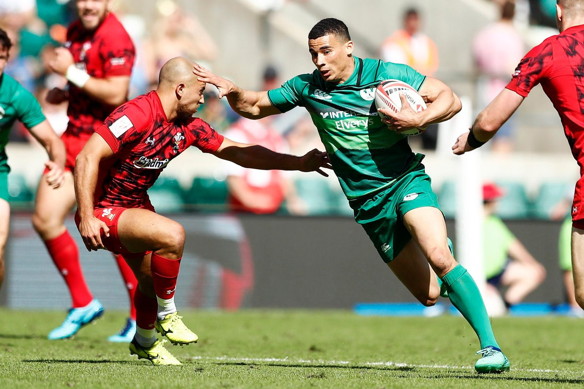 Ireland reach first World Rugby Sevens Cup quarter-final in London