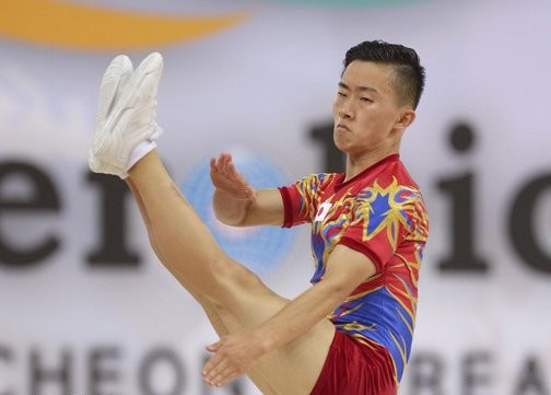 Saito retains men's individual title at Aerobic Gymnastics World Championships