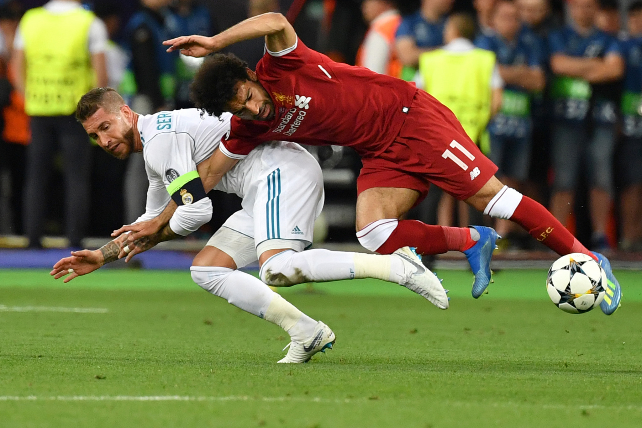 Sergio Ramos reportedly said Mohamed Salah could have continued playing in the Champions League final had he had an injection ©Getty Images