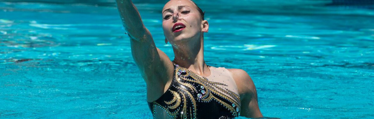 Ukraine's Yelyzaveta Yakhno won a first FINA World Series solo free gold in Los Angeles ©FINA