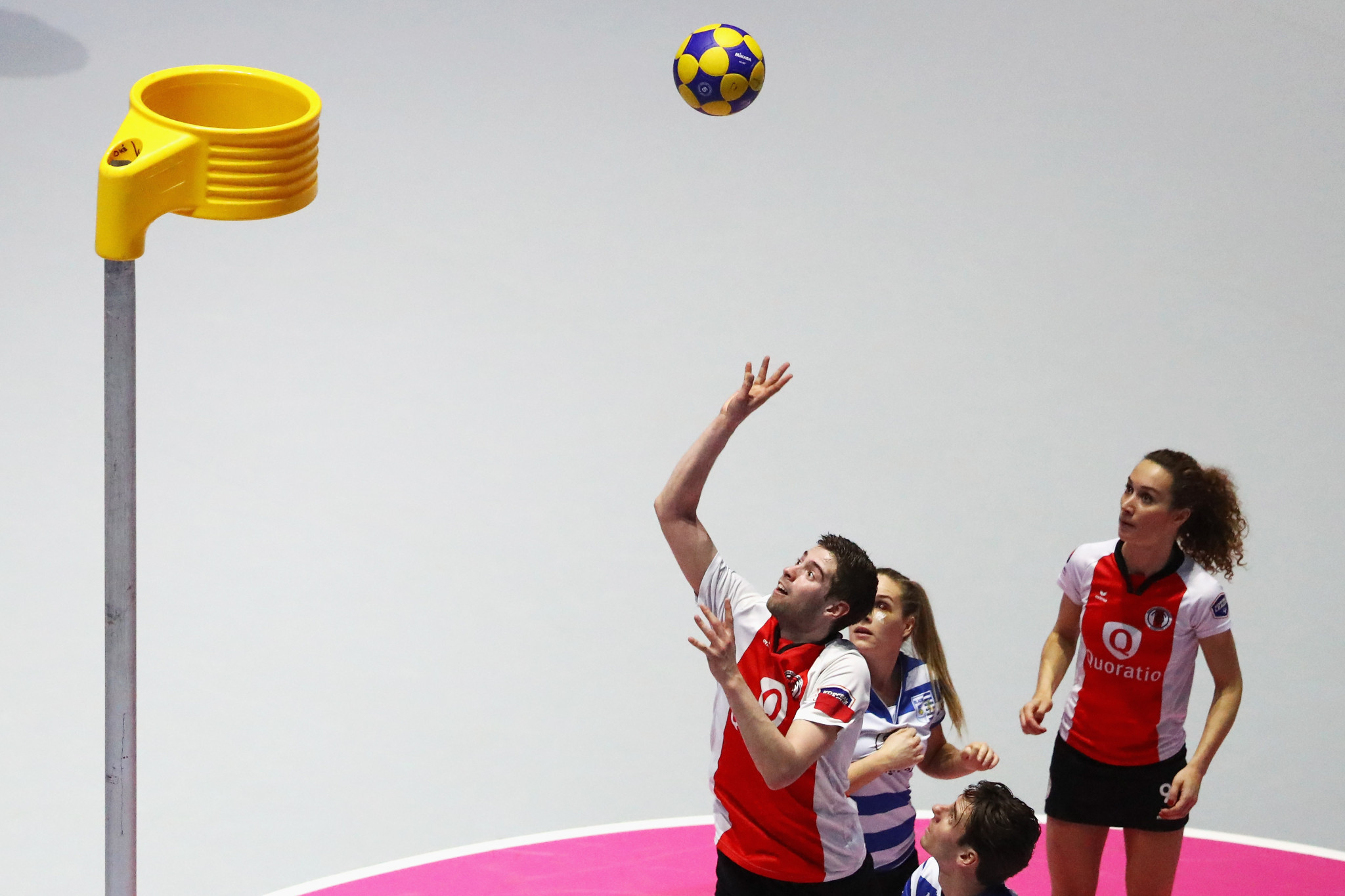 Korfball features mixed teams of men and women ©Getty Images