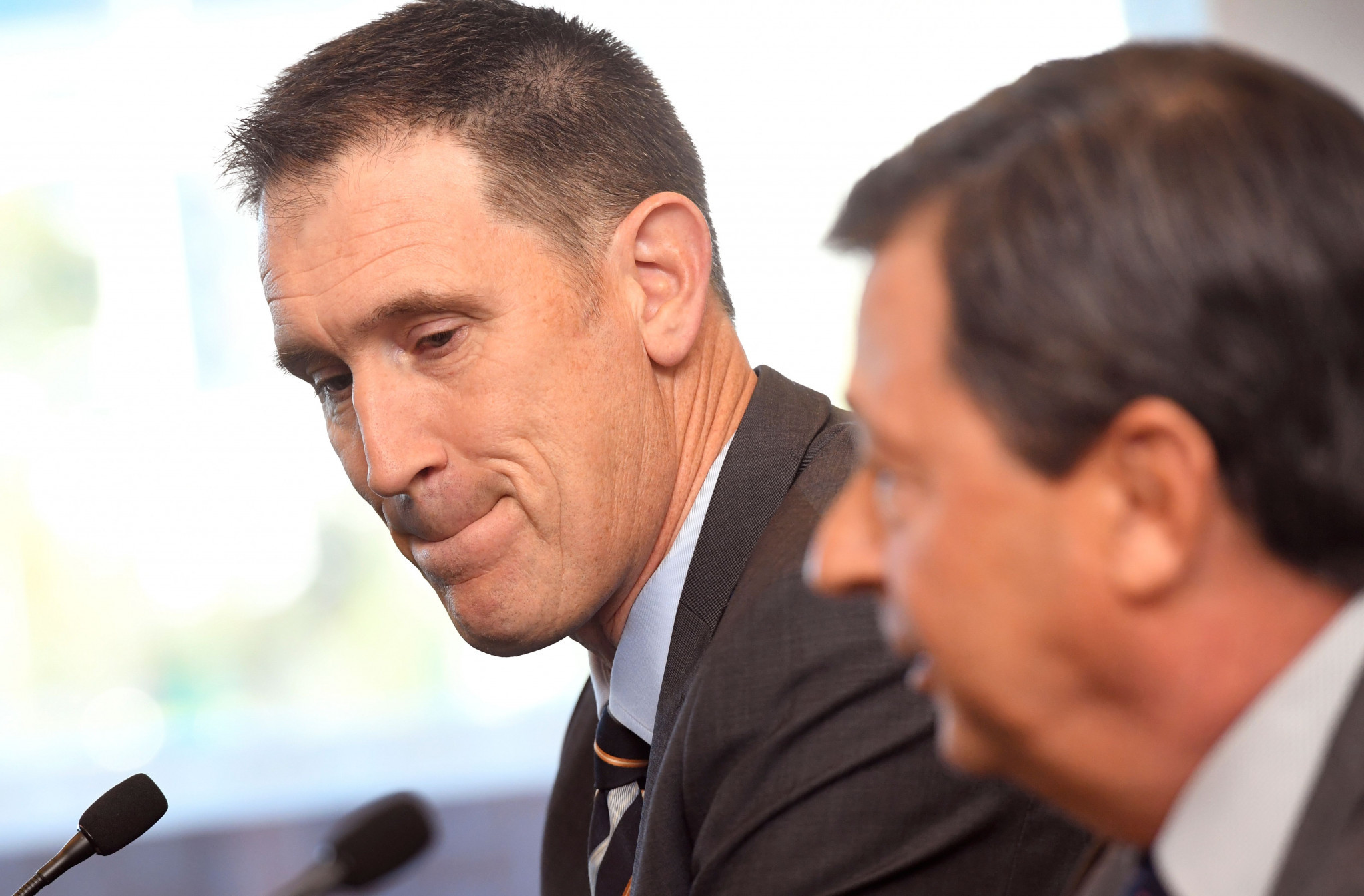 James Sutherland, left, denied his resignation was connected to the recent ball-tampering scandal in Australian cricket ©Getty Images