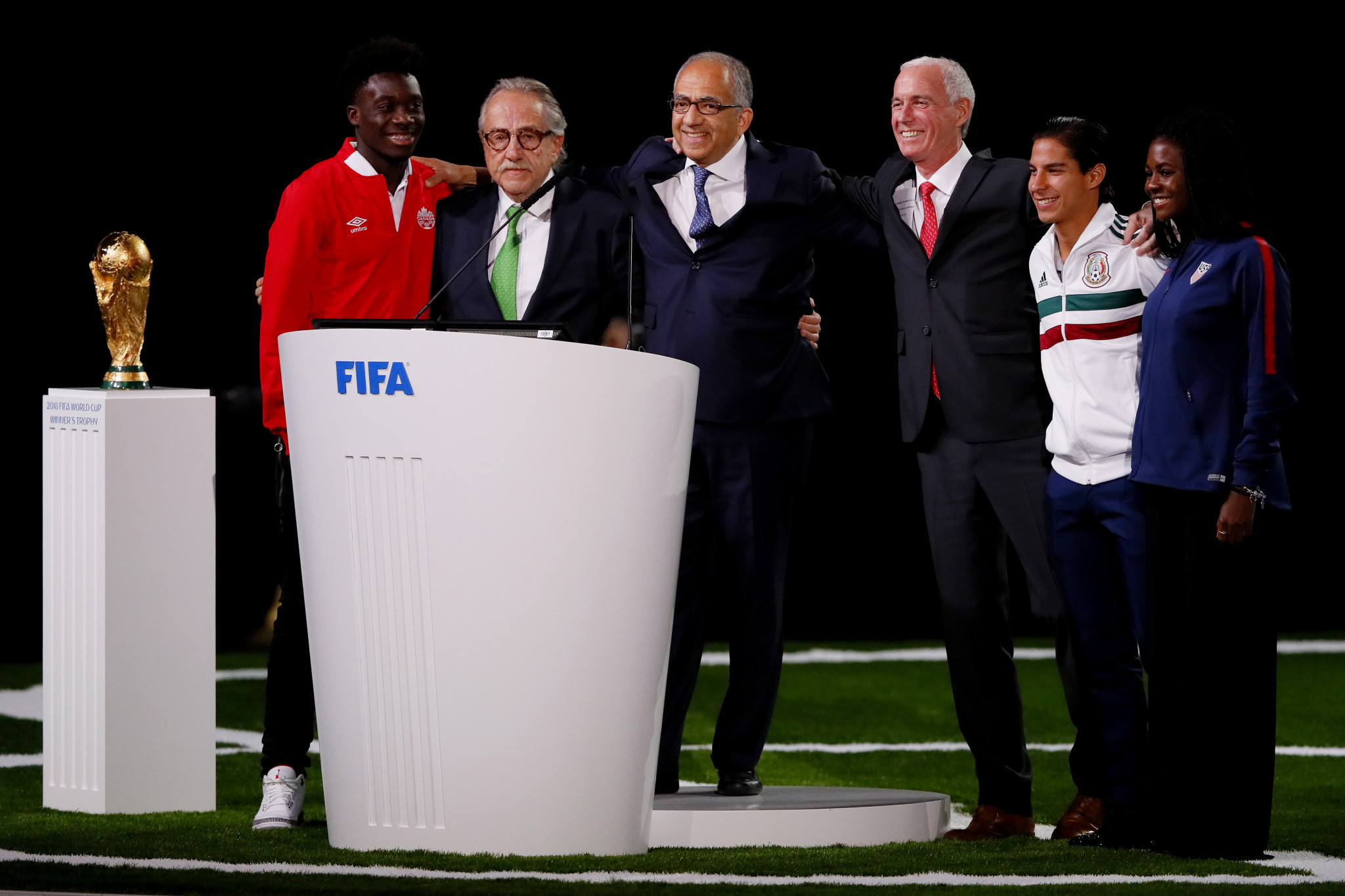 Successful United 2026 speakers gather on stage to celebrate their victory ©Getty Images
