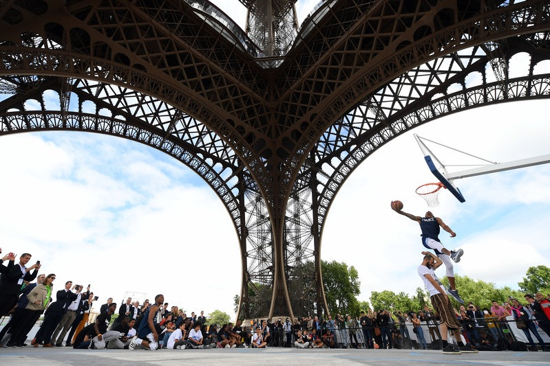 Basketball was the focus at the Eiffel Tower today as Tony Parker was named Paris 2024 education ambassador ©Paris 2024
