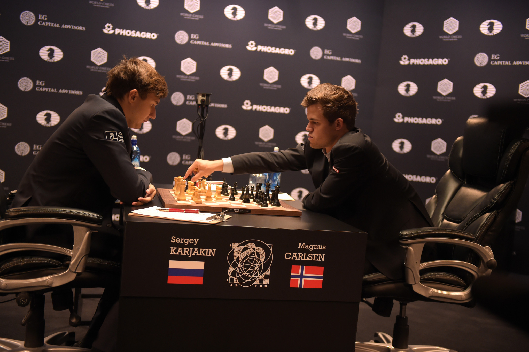 The World Chess Championship,held in New York City in 2016, between Norway's Carlsen Magnus and Russia's Sergey Karjakin had a media reach of 1.5 billion, it has been claimed ©Getty Images