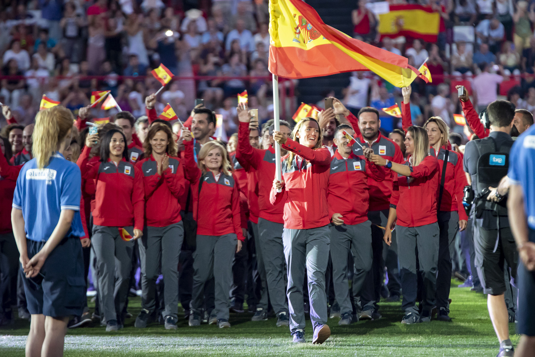 The Spanish team entering the Stadium ©Tarragona 2018